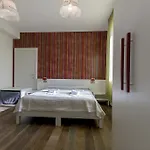 לינה וארוחת בוקר Zacapa 4*